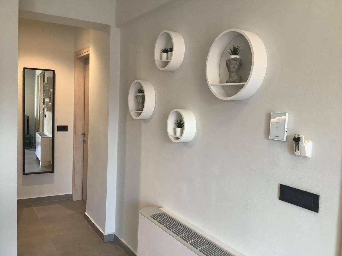 Napier's , Oregano Apartment